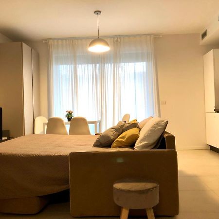 Loft With Terrace In Uptown Milan Near Rho Fiera Apartamento Pero Exterior foto