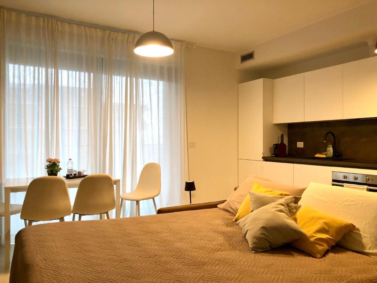Loft With Terrace In Uptown Milan Near Rho Fiera Apartamento Pero Exterior foto