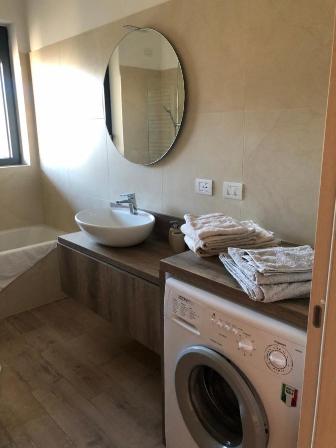 Loft With Terrace In Uptown Milan Near Rho Fiera Apartamento Pero Exterior foto